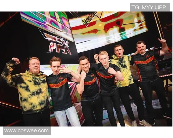 FPX在大师赛积分榜上以80分稳居第一位置其他战队紧随其后争夺名次